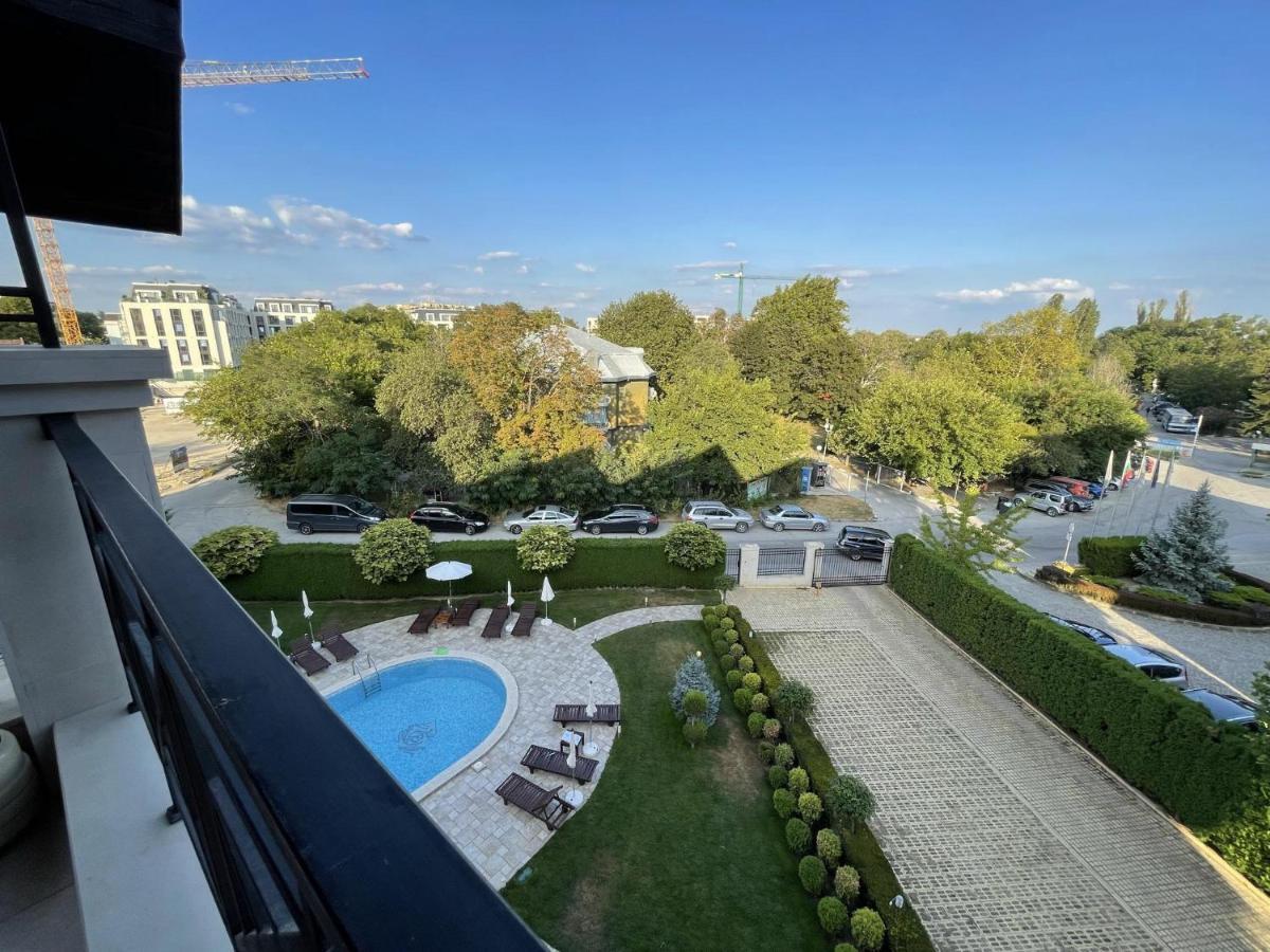 Stunning 2-Bed Apartment In Sea Resort Varna Sf. Constantin și Elena Exterior foto