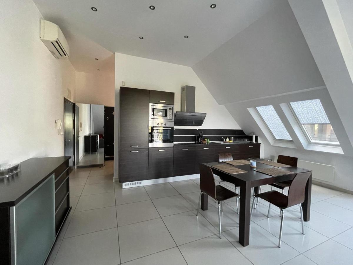 Stunning 2-Bed Apartment In Sea Resort Varna Sf. Constantin și Elena Exterior foto